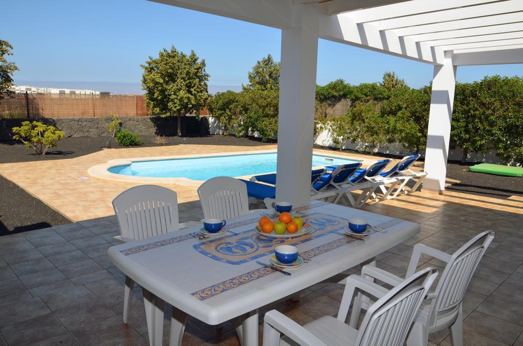 פלאיה בלנקה Villas Susaeta מראה חיצוני תמונה