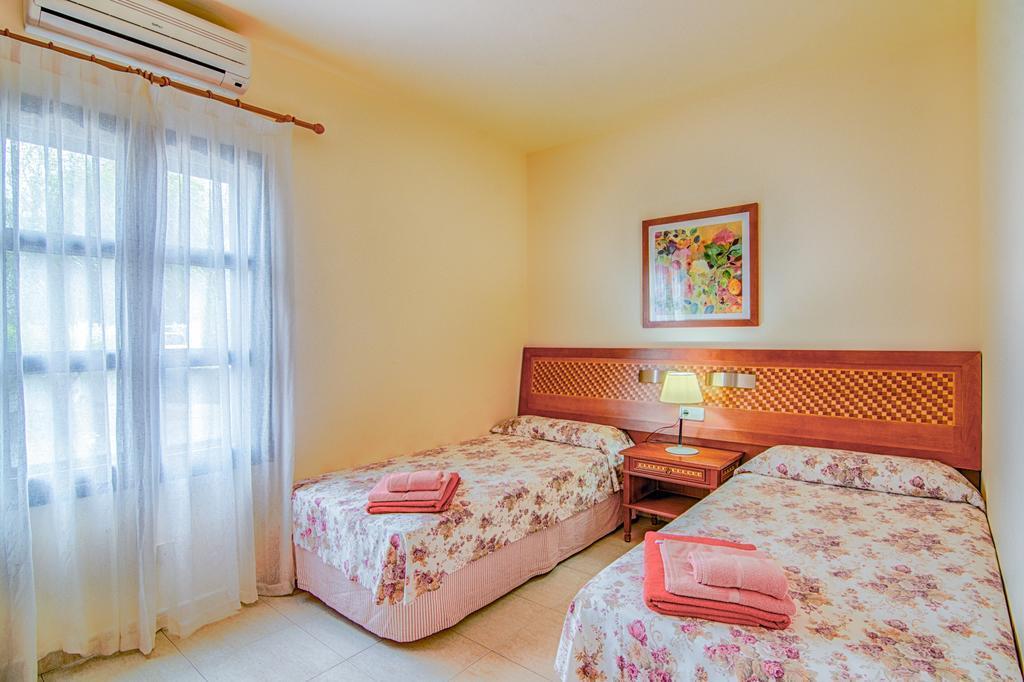 פלאיה בלנקה Villas Susaeta מראה חיצוני תמונה