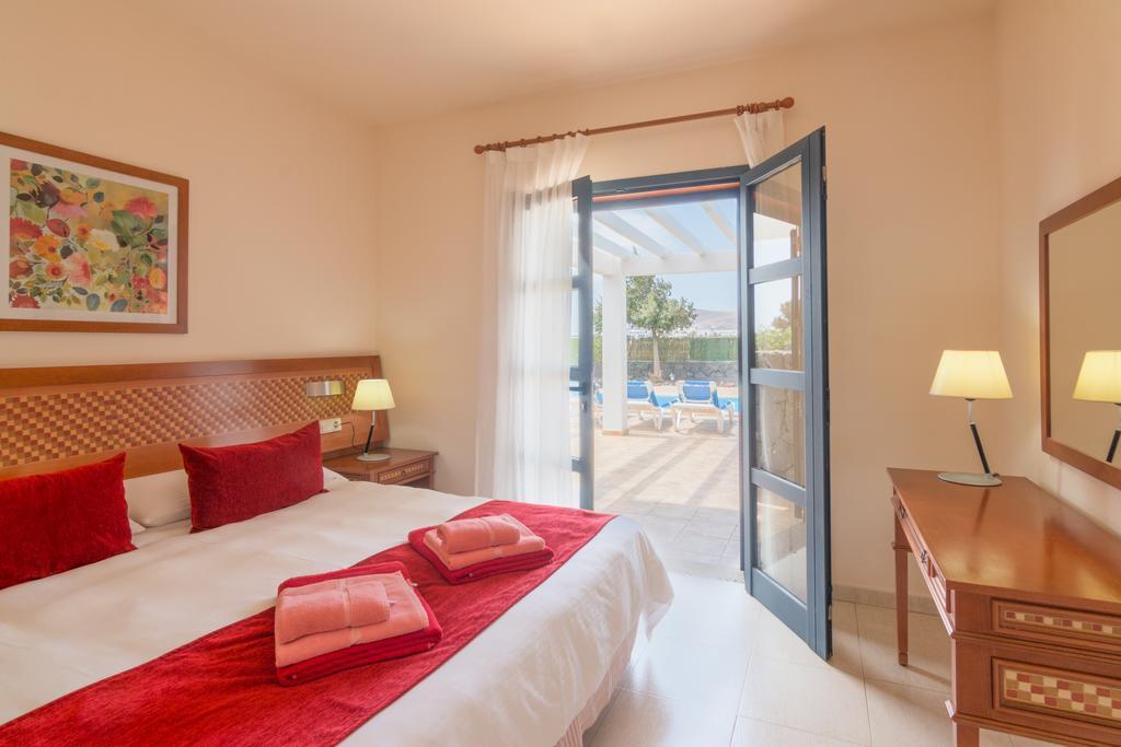 פלאיה בלנקה Villas Susaeta מראה חיצוני תמונה