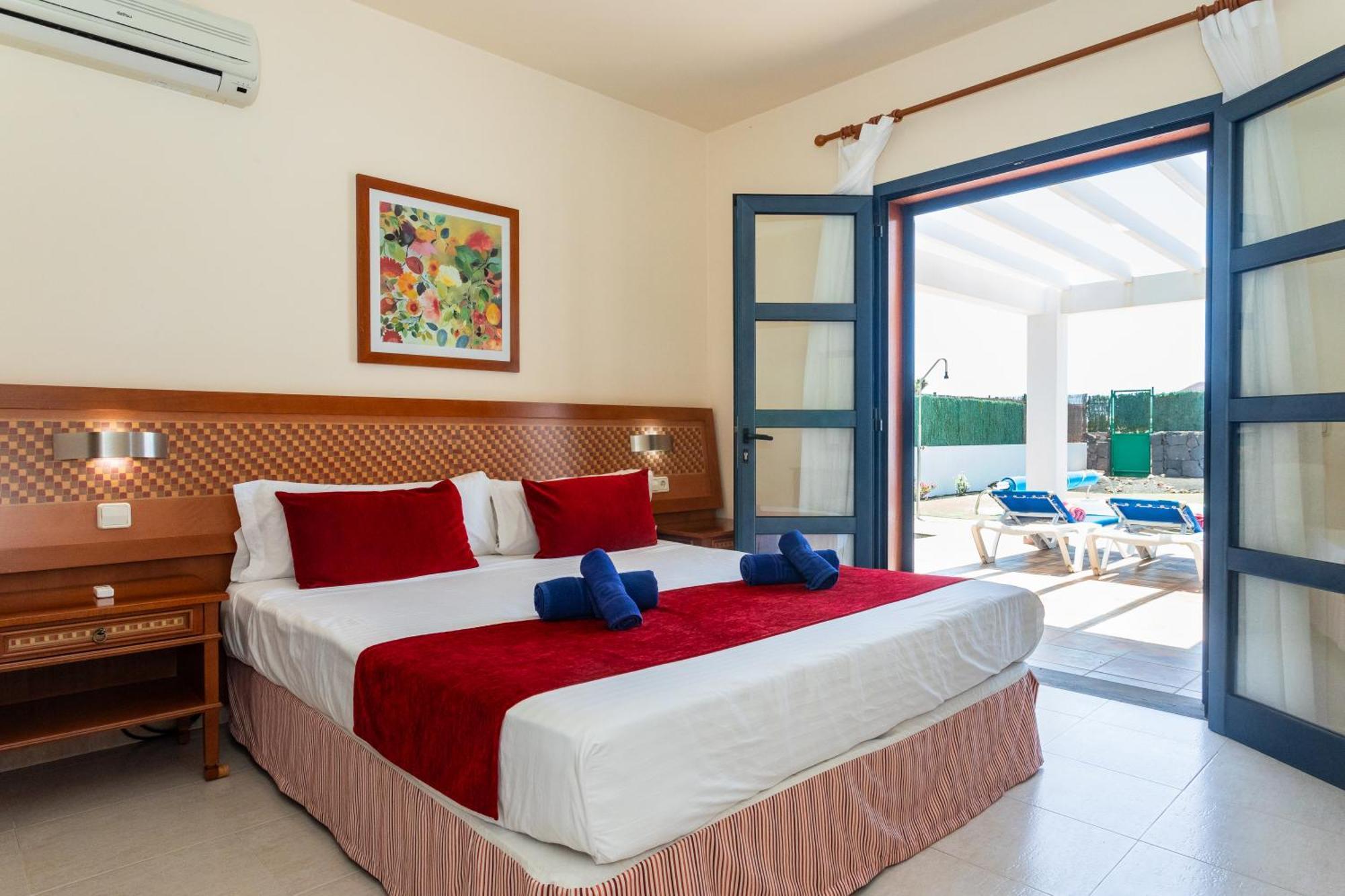 פלאיה בלנקה Villas Susaeta מראה חיצוני תמונה